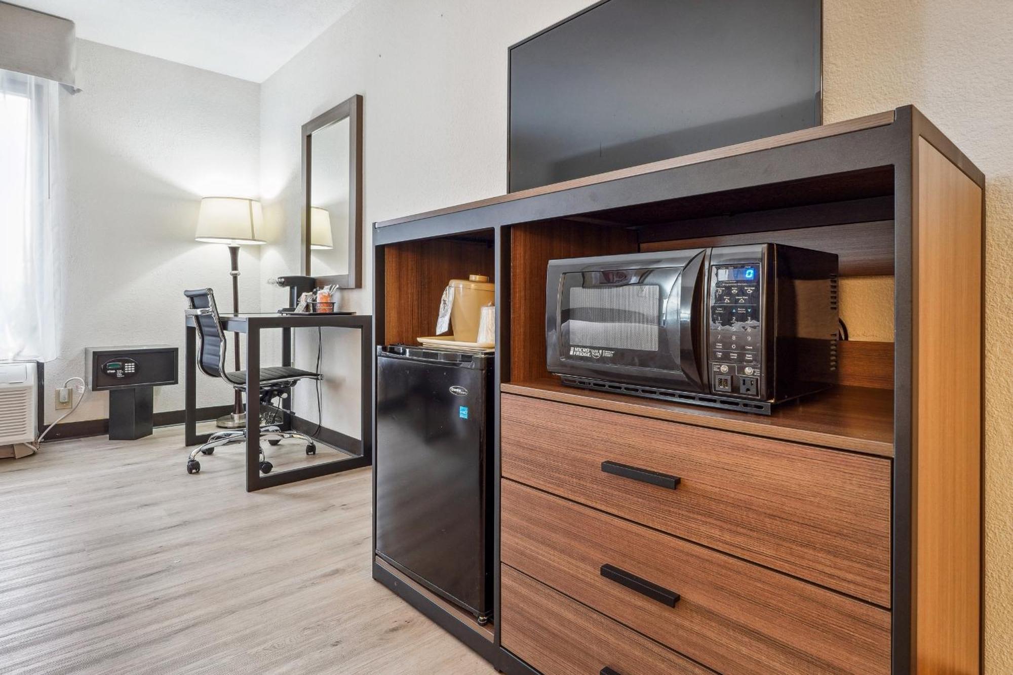 Quality Inn & Suites Dawsonville Eksteriør bilde