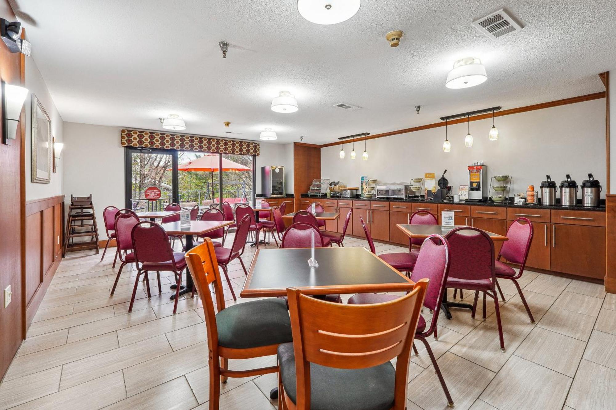 Quality Inn & Suites Dawsonville Eksteriør bilde