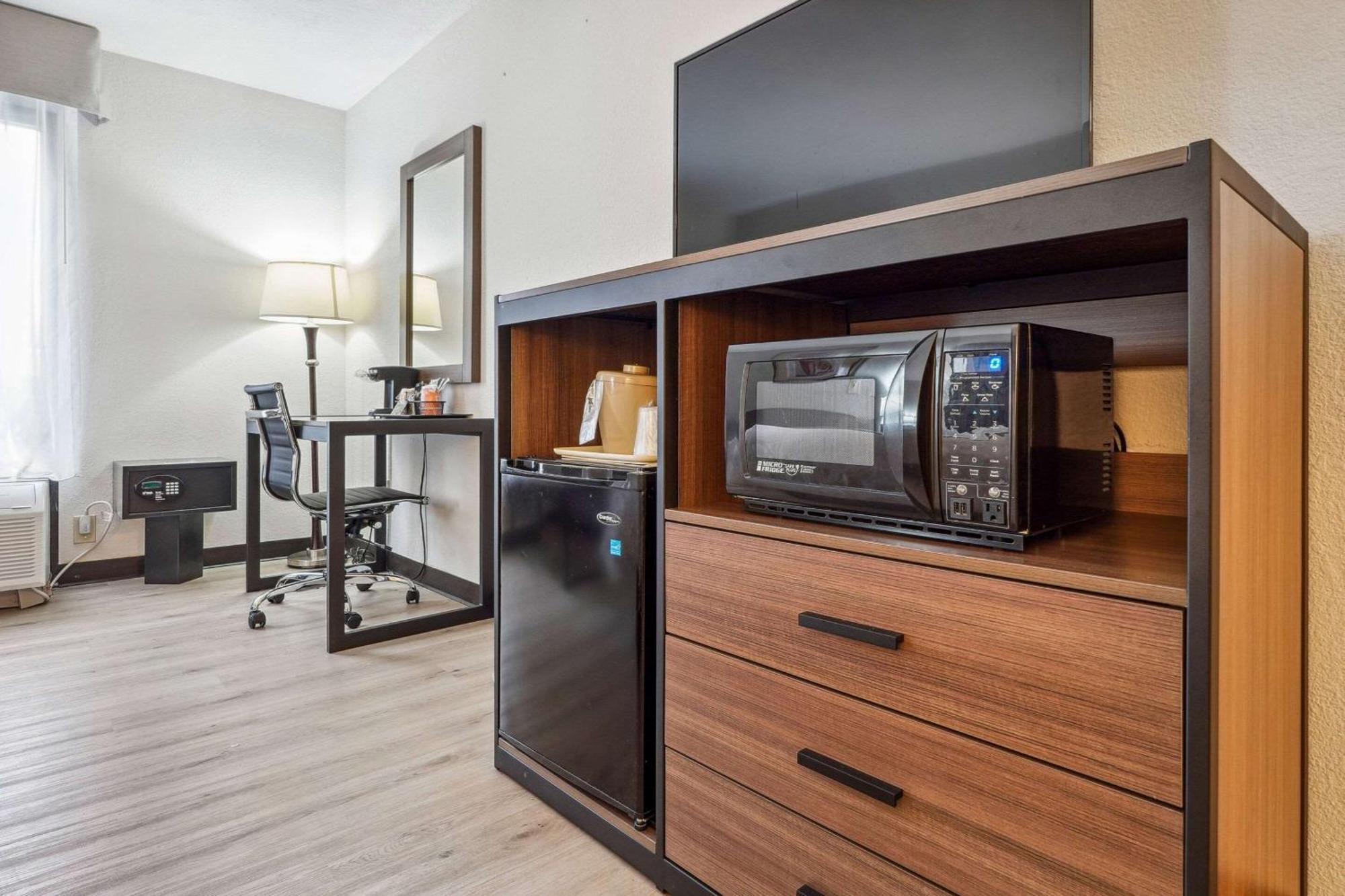 Quality Inn & Suites Dawsonville Eksteriør bilde