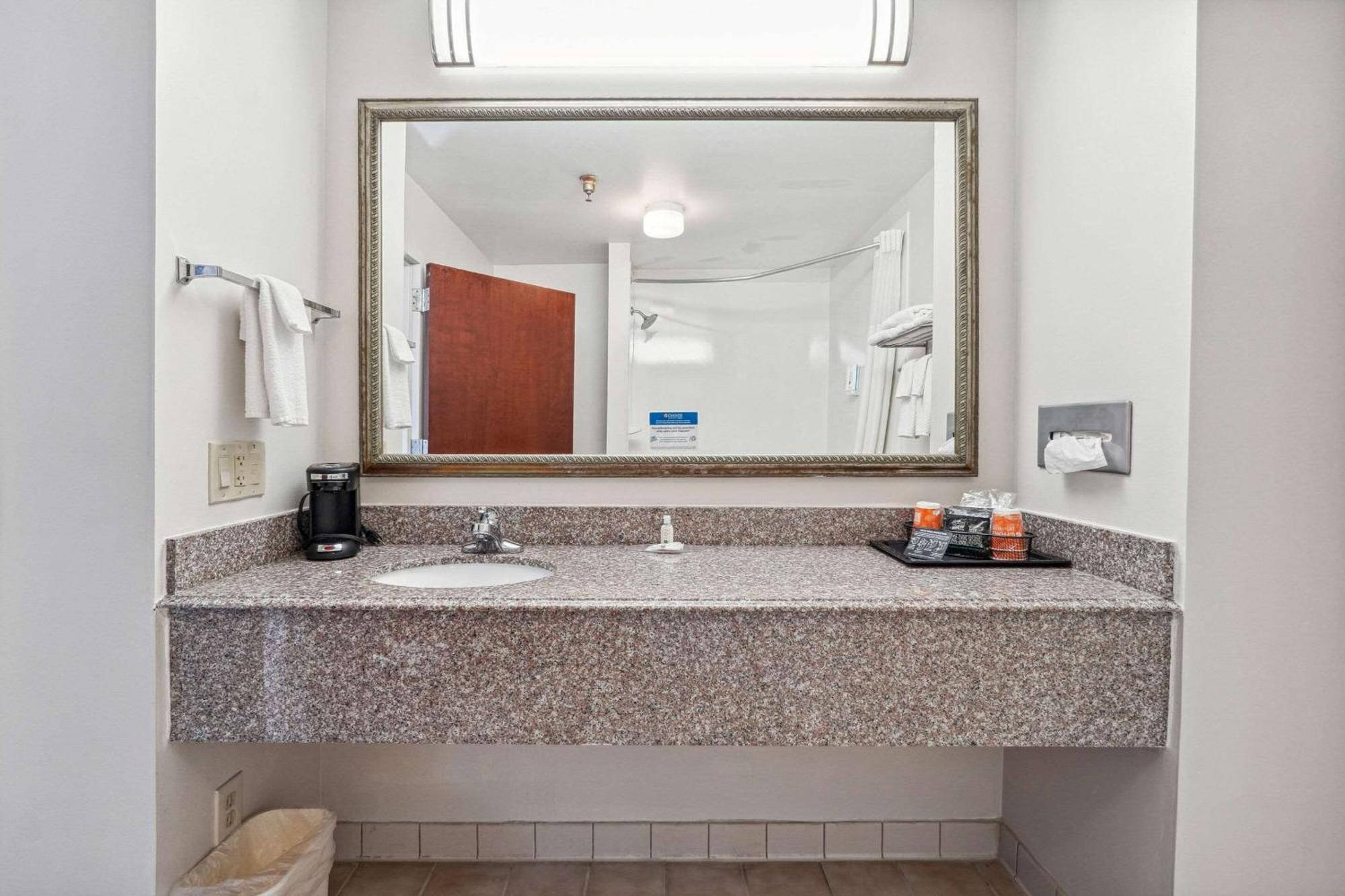 Quality Inn & Suites Dawsonville Eksteriør bilde